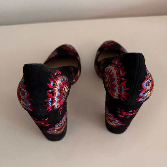 Loeffler Randall Sydnee Suede Embroidered Pumps - Picture 4 of 8